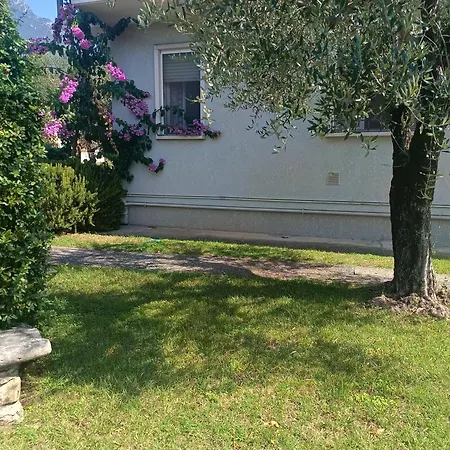 Apartament Gardalba *